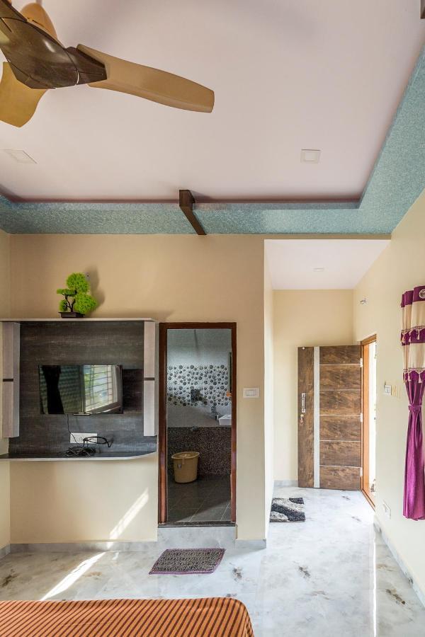 Krishna Homestay ฮัมปี ภายนอก รูปภาพ