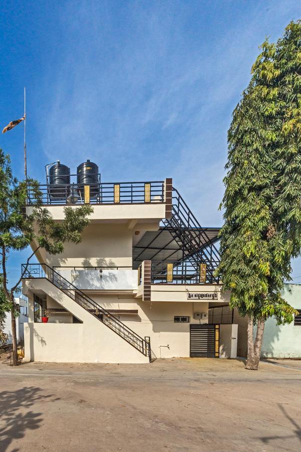 Krishna Homestay ฮัมปี ภายนอก รูปภาพ